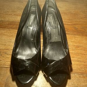 White House Black Market black leather pumps